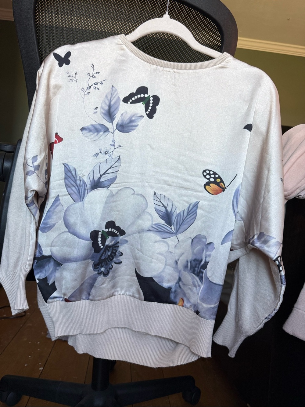 Women’s Cream Floral & Butterfly Lightweight Sweater